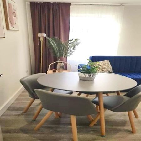 לונדון 2 Bedroom Serviced Apartment # מראה חיצוני תמונה